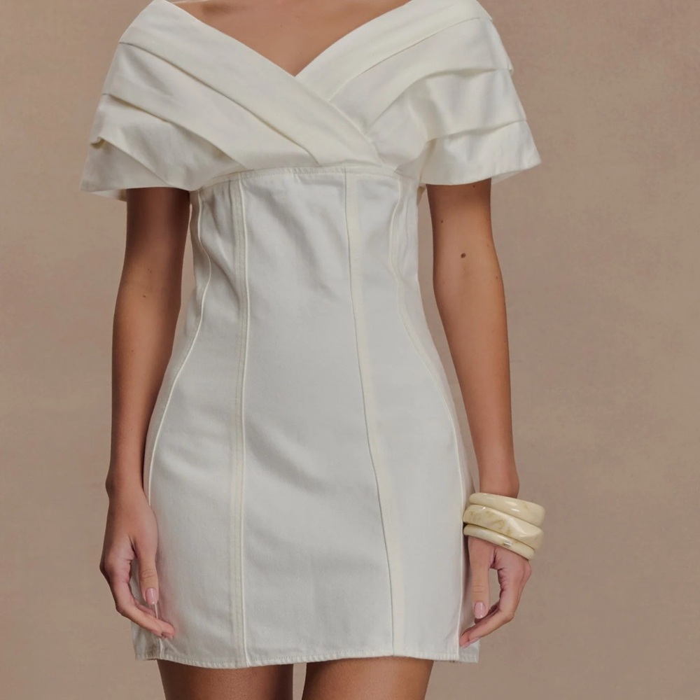 Meshki white dress BRAND NEW NEVER WORN